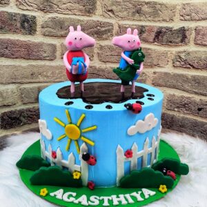Peppa pig theme cake