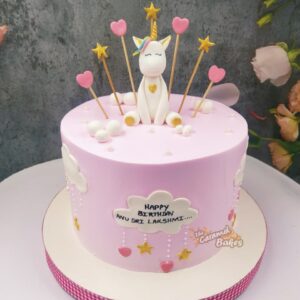 Unicorn theme cake8