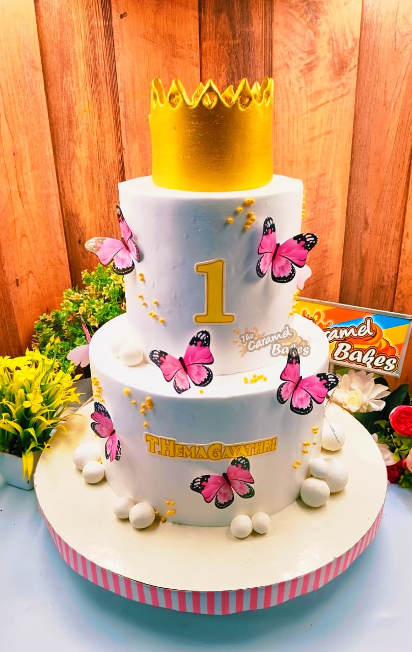 2Tier Crown Cake5
