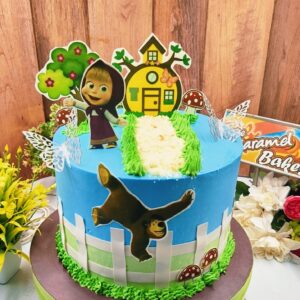 Maasha and the Bear theme cake3