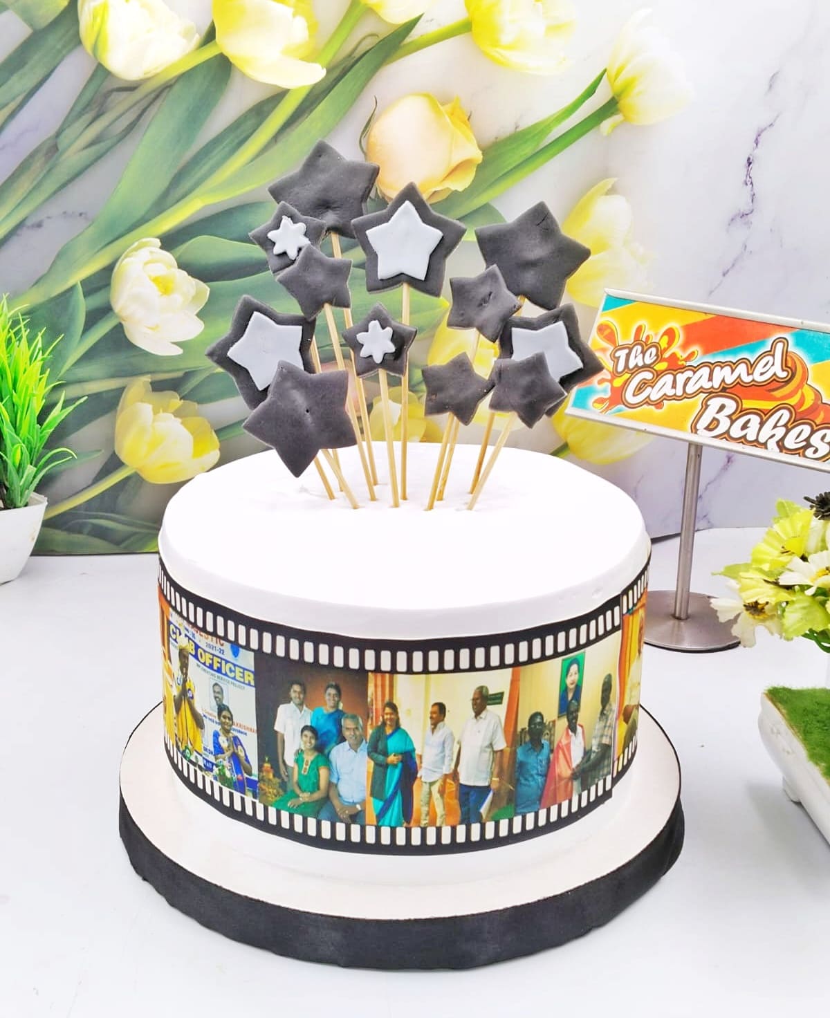 Anniversary Theme photo cake1