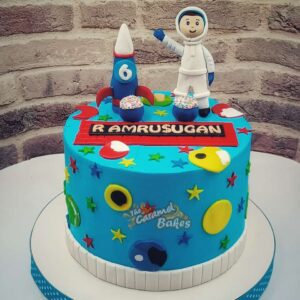 Space Astronaut Theme Cake6