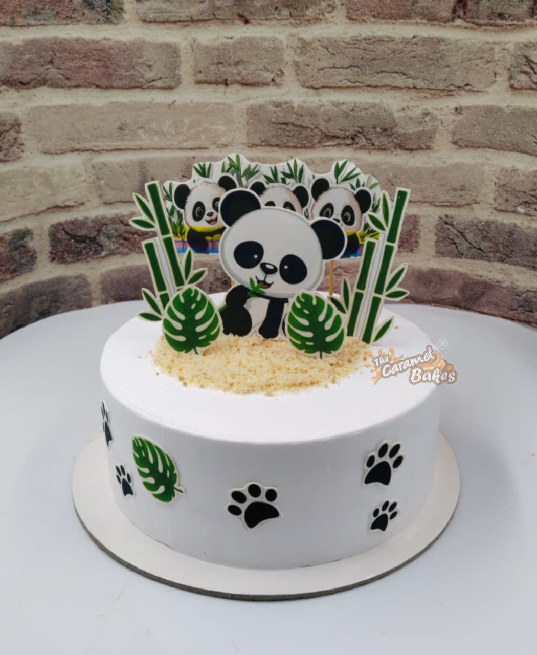 Cute panda theme cake3