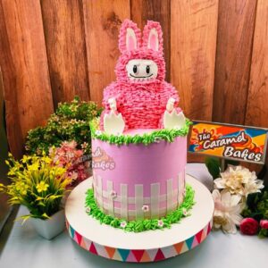 Red Labubu-theme cake2