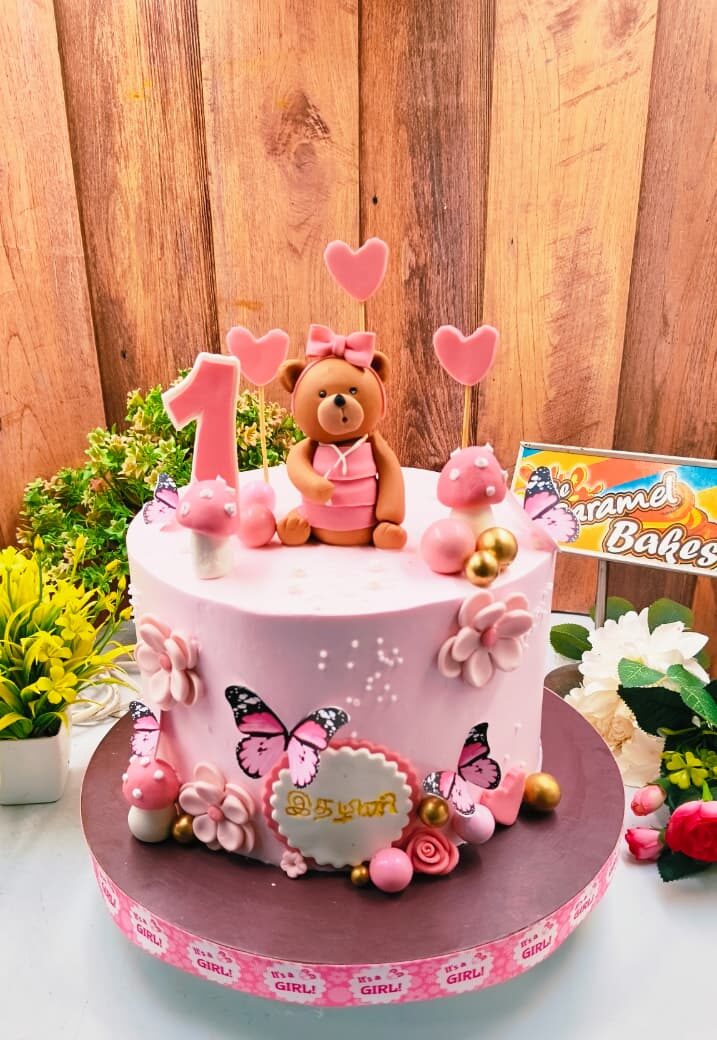 Teddy theme cake11